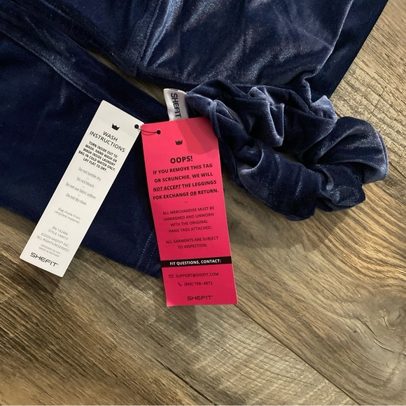 Shefit Velour Leggings - Picture 9 of 11